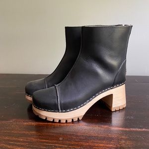 Swedish Hasbeens clog boots